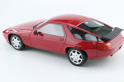 porsche-928-s4-gt-gts-club-sport-1988-red-13-web.jpg