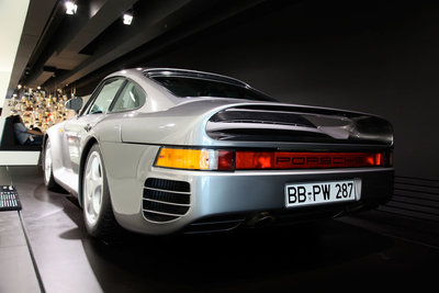 porsche_959_coupe_88_05.jpg