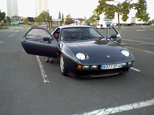 porsche avant.JPG