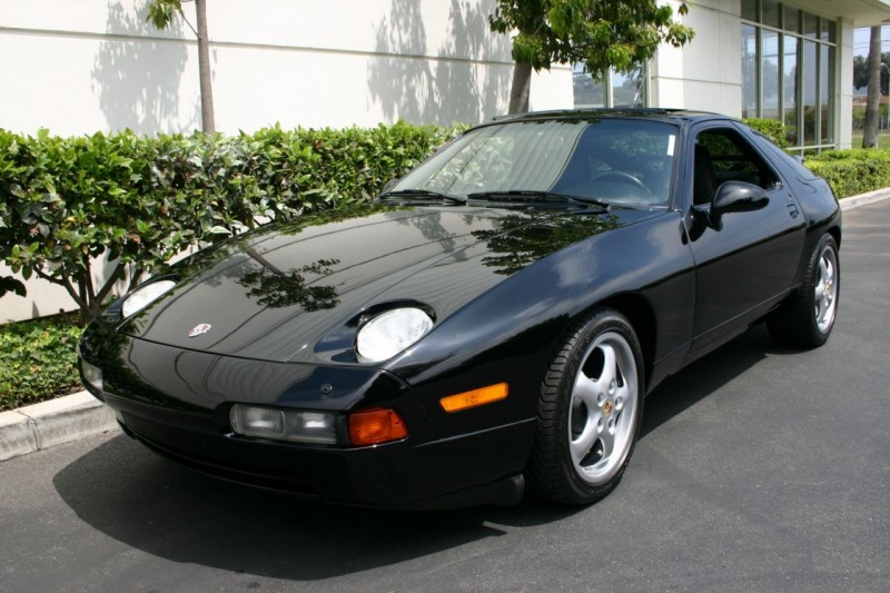 Porsche%20928%20GTS[1].jpg