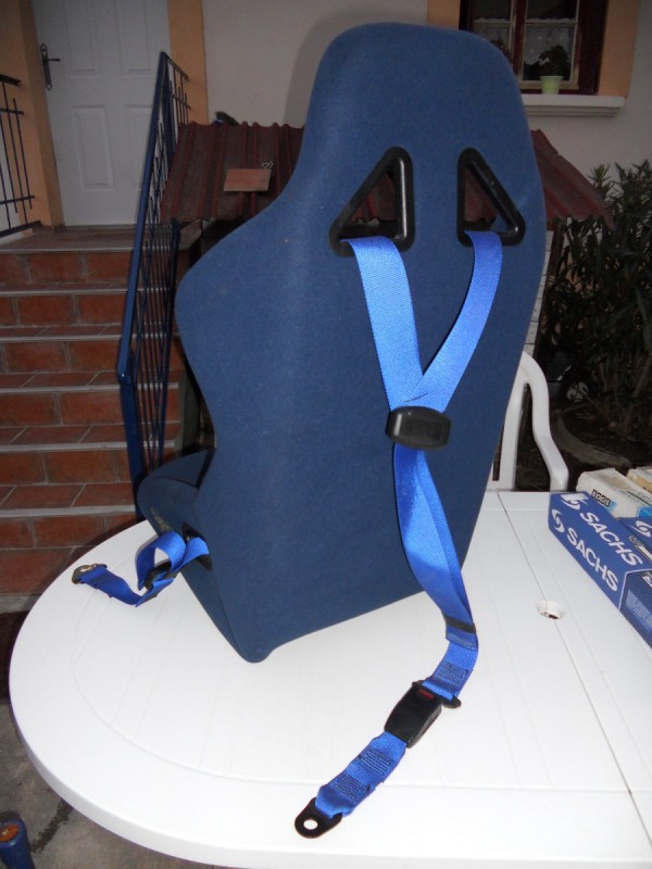 baquet vue arr.JPG
