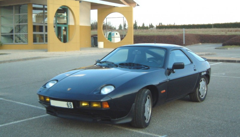 928 avant gauche.jpg