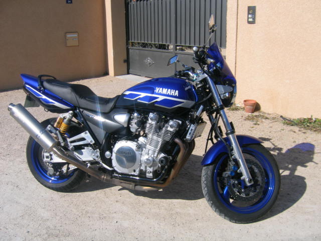 Yamaha 1300 xjr 004.jpg