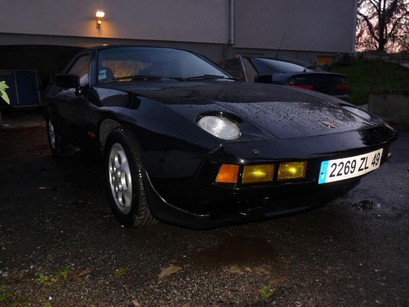 porsche 928.jpg