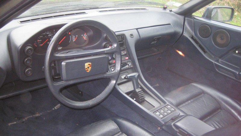 Porsche 928 017.jpg