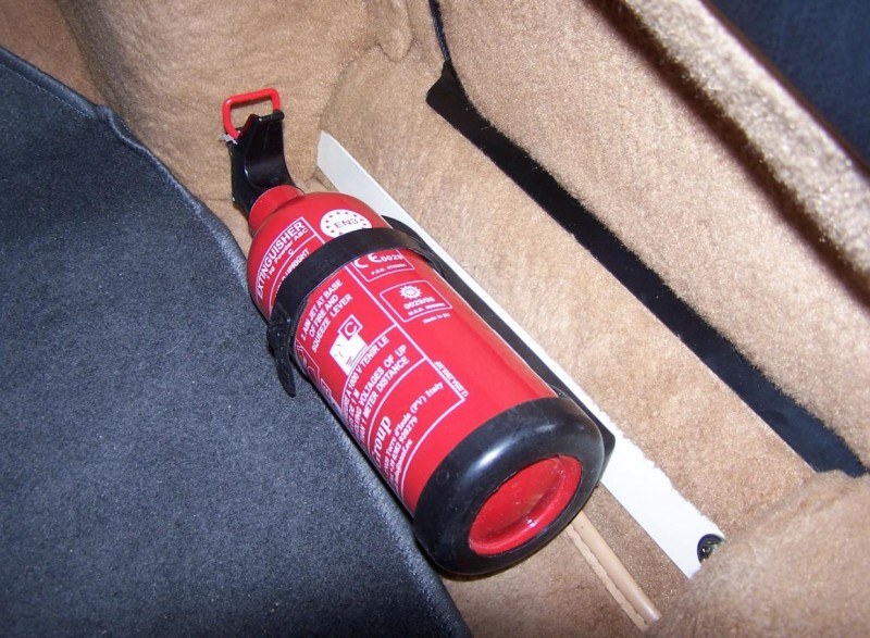 EXTINCTEUR 03.JPG