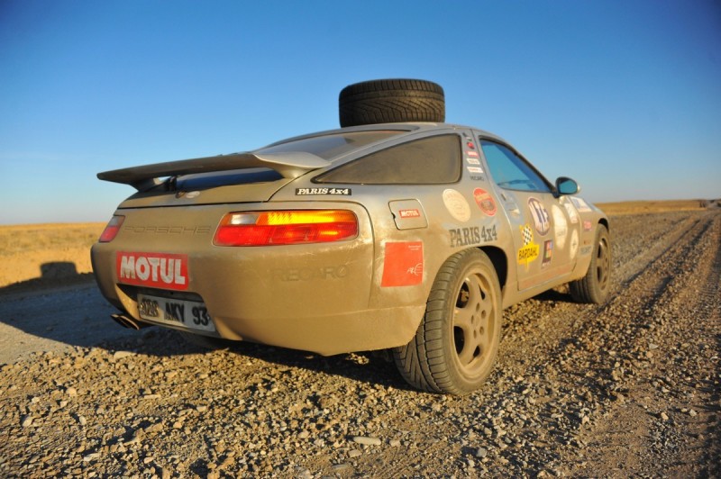 Porsche 928 Asie (46).jpg