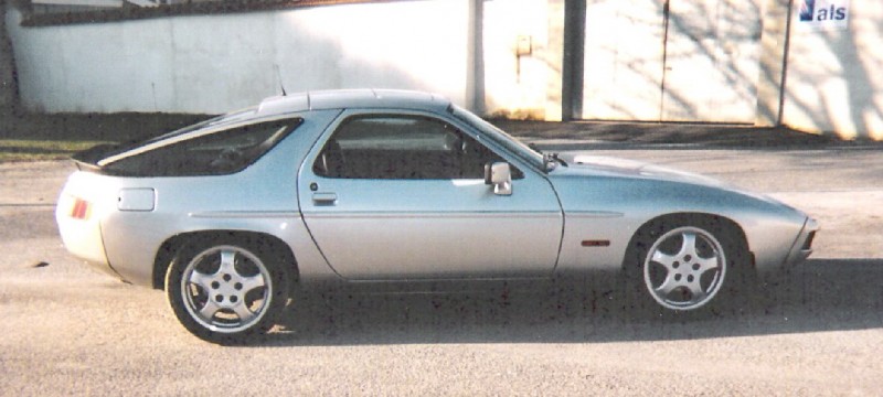 porsche.jpg