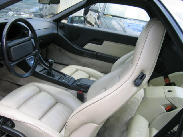 928 S4 int..jpg