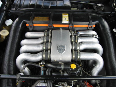 Porsche-928_17440276.jpg