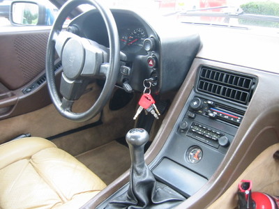 Porsche-928_17440288.jpg