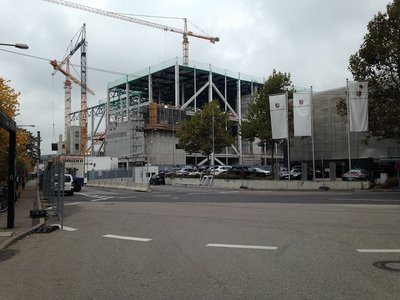 Usine MISSION E en construction.JPG