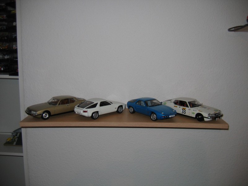 miniatures 002.jpg