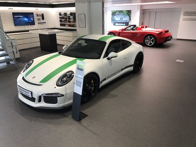 70 ans PORSCHE NANTES (13).JPG