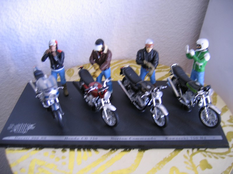 miniatures 007.jpg