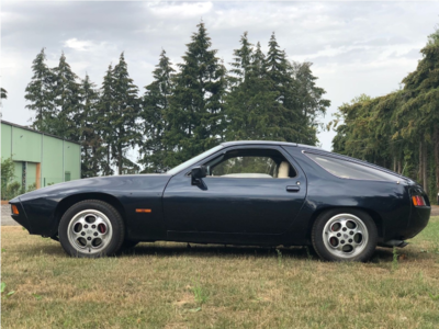 PORSCHE 928 1.png