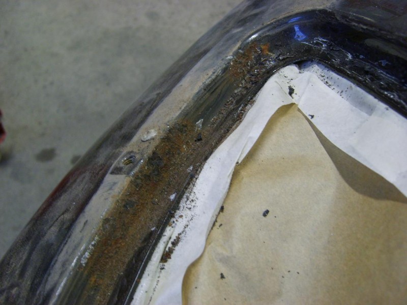 corrosion_custode_droite.JPG